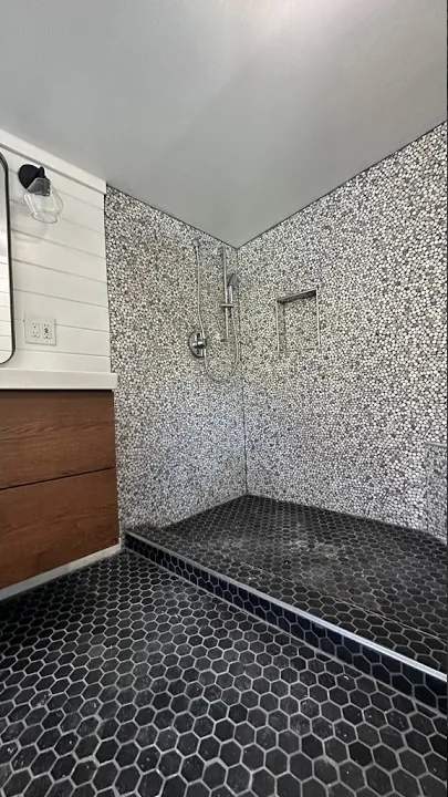 Video thumbnail: this Gold Bar bathroom with a walk-in shower