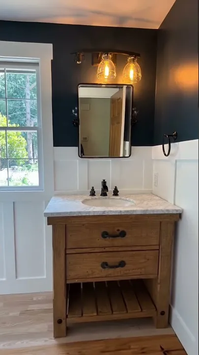 Video thumbnail: this navy and white powder room