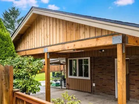 Board and batten carport siding by Volcano Builders
