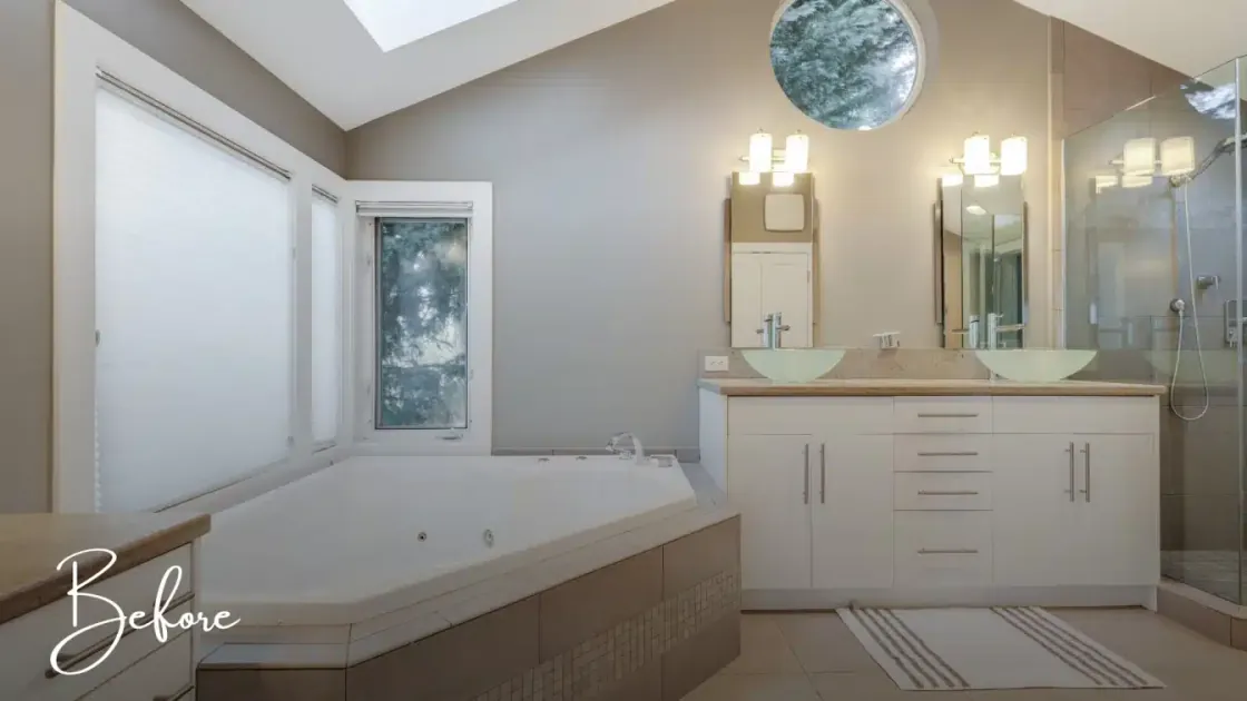 Bathroom before renovation