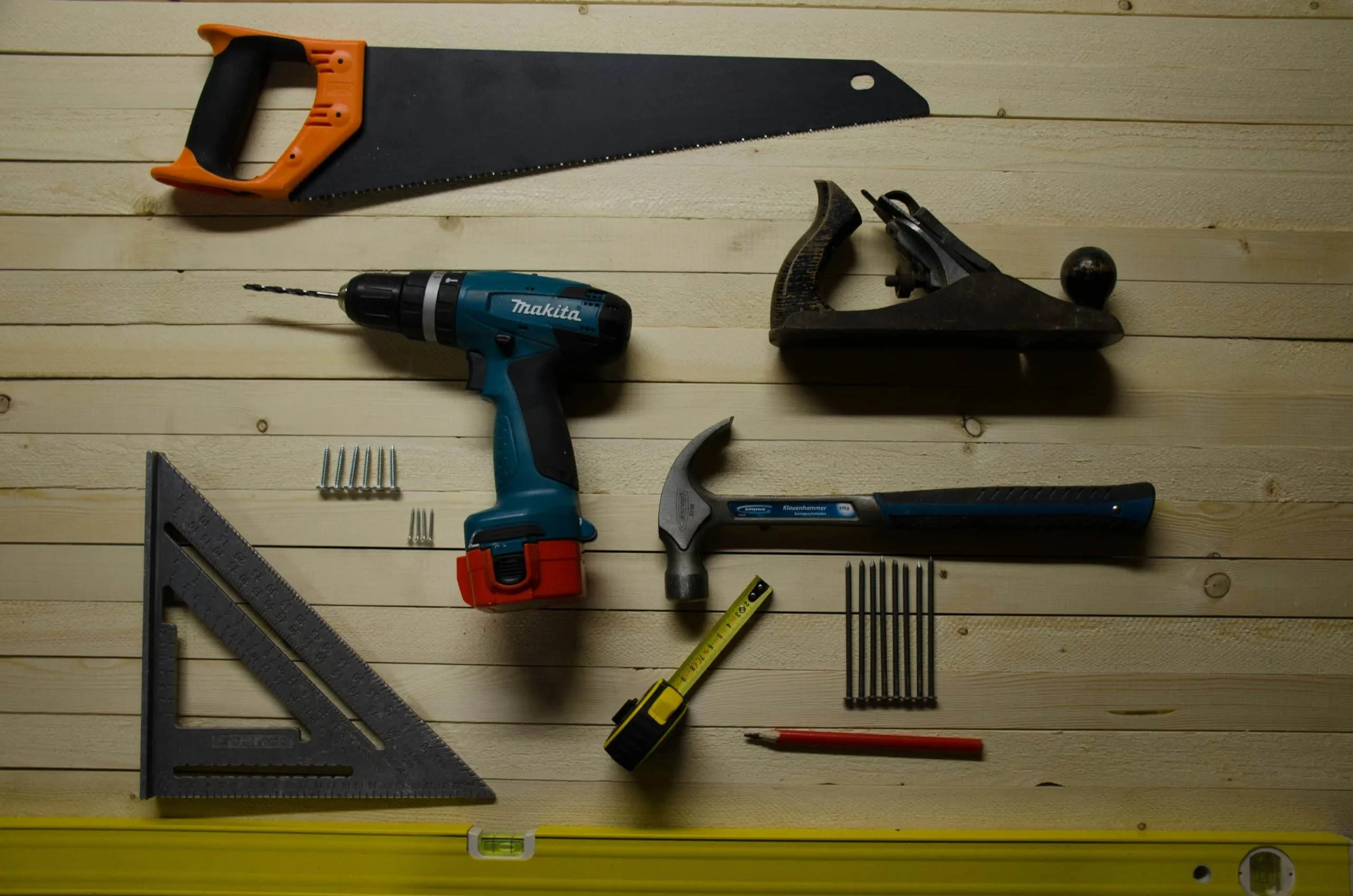 Comparing remodeling and renovation costs