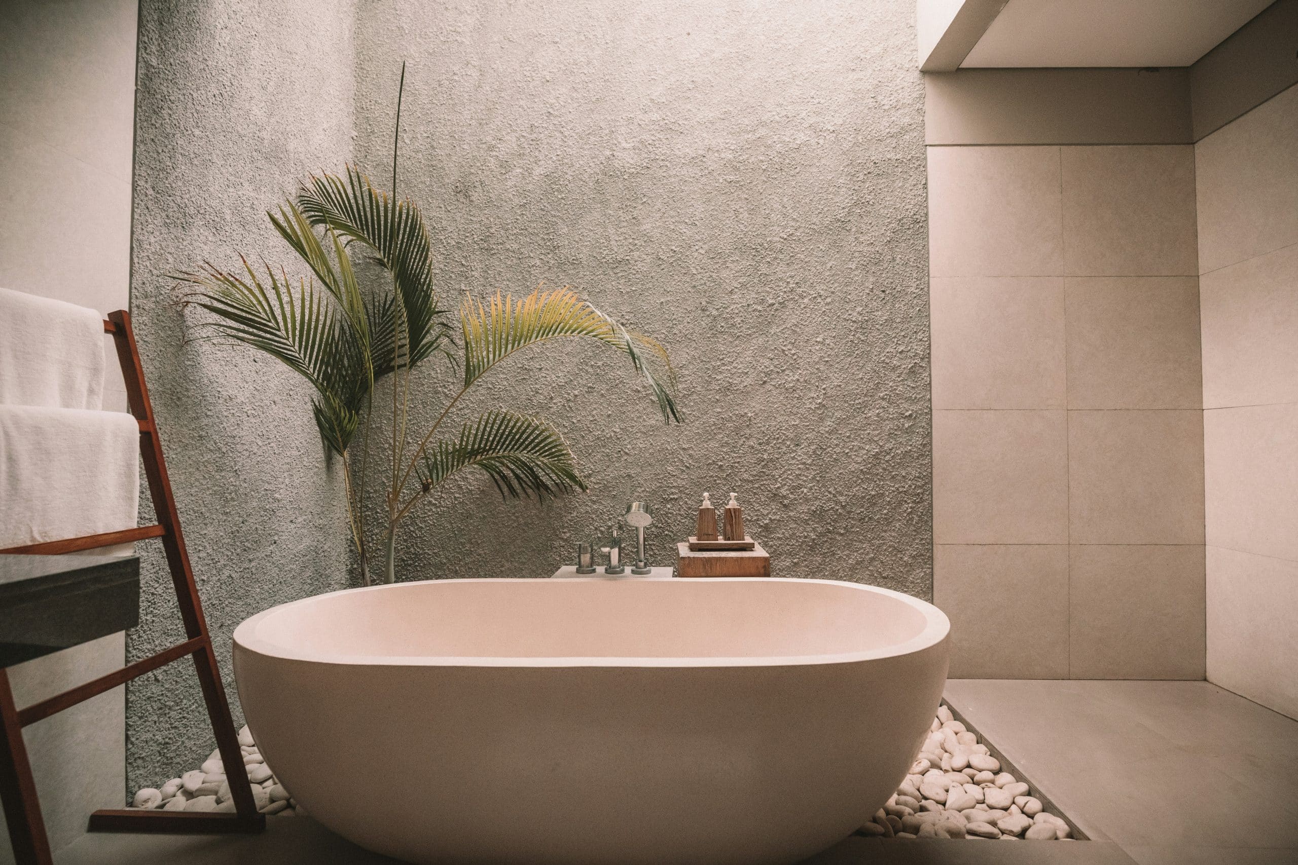 mirror, bathroom modern touch, simple lines design, master bath, clean lines, sleek lines