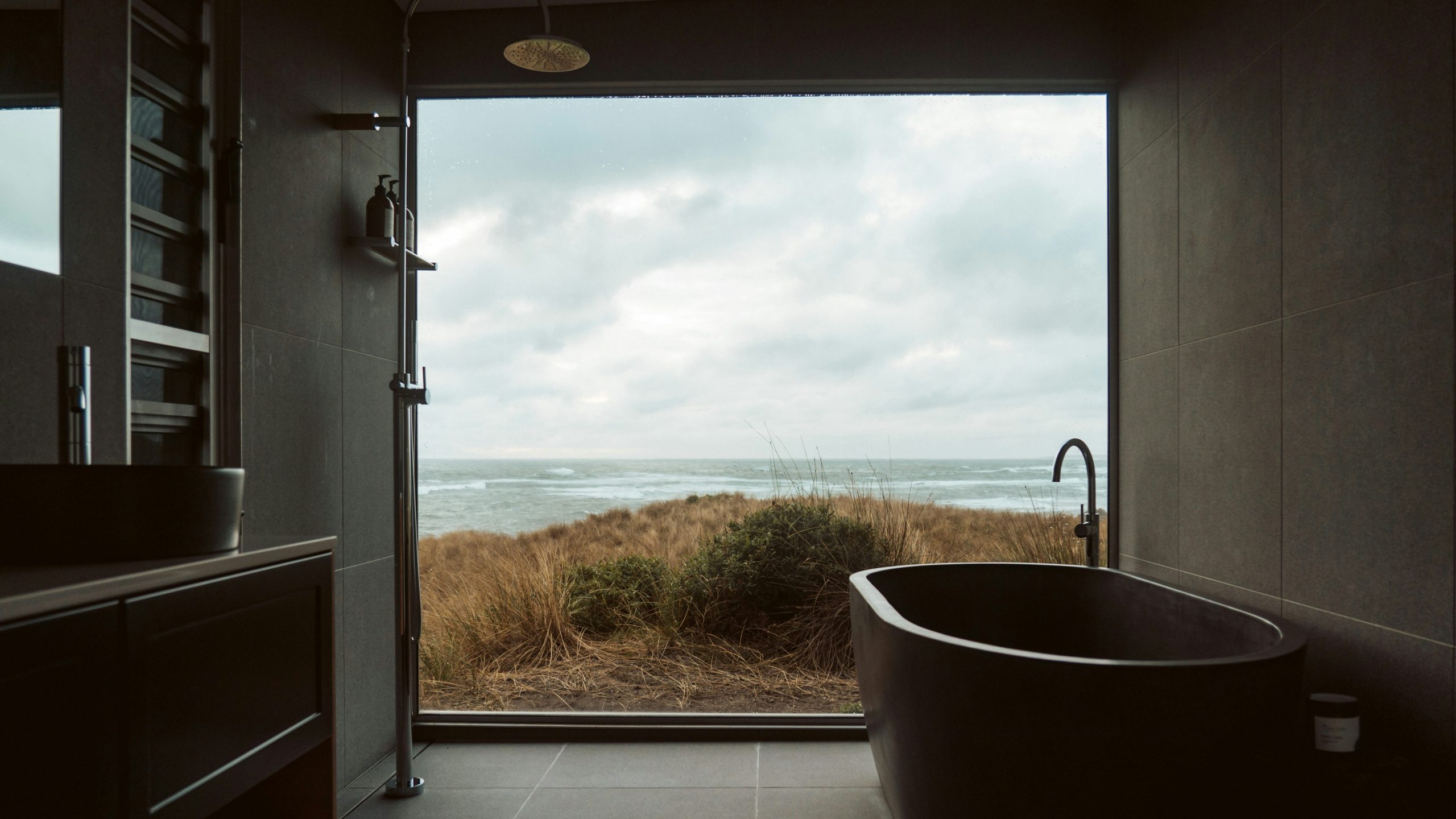 natural light in bathroom