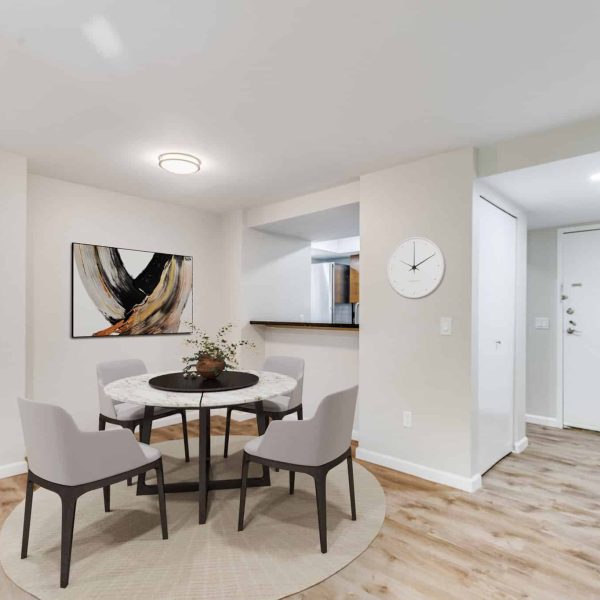 8-web-or-mls-0905 – 701 Renton – Volcano Builders-3_final